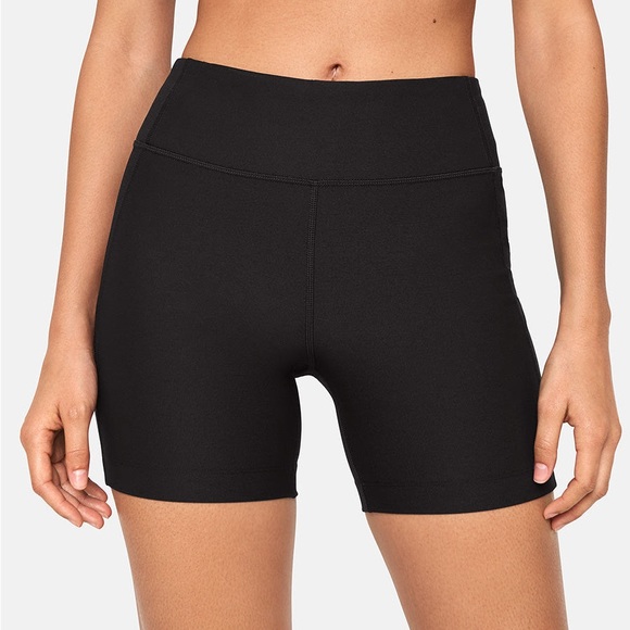 Outdoor Voices Shorts Nwt Outdoor Voices Warmup 5 Biker Short